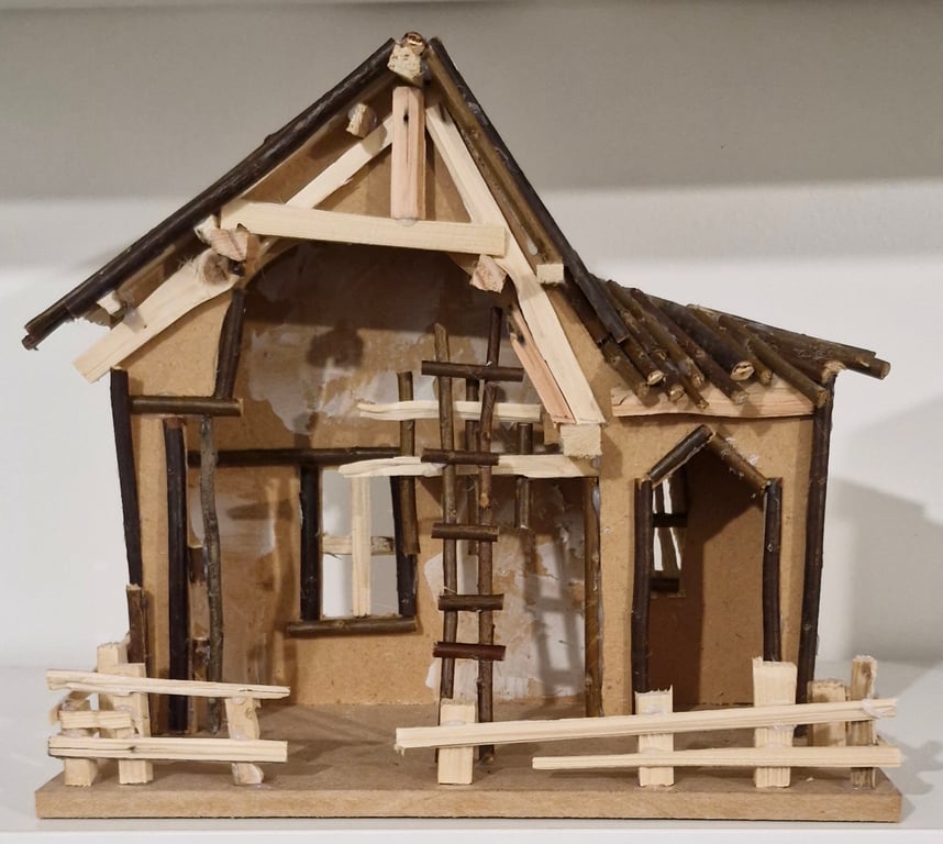 Wooden Christmas Nativity Stable, Manger 