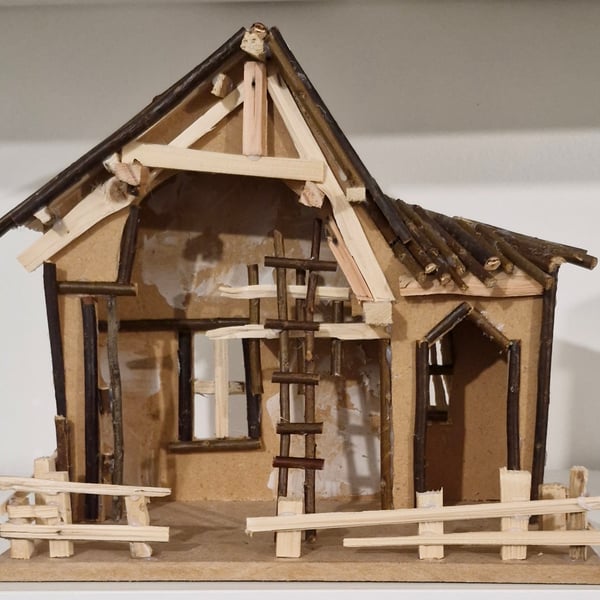 Wooden Christmas Nativity Stable, Manger 