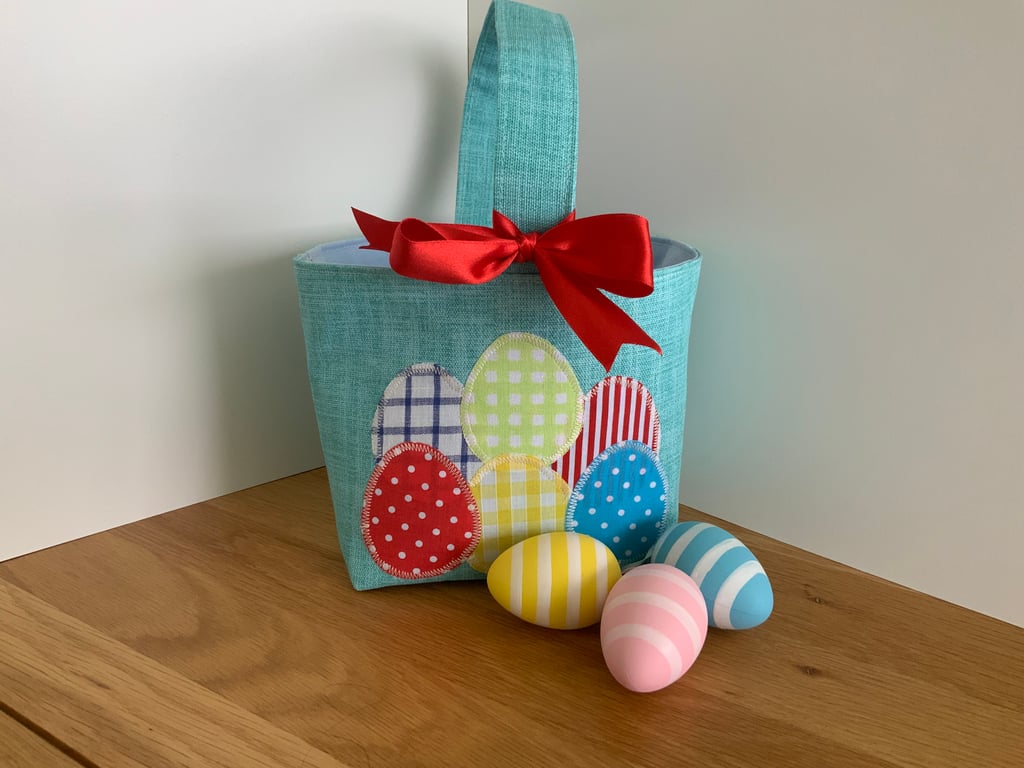 Childrens Easter Basket, Easter Bag, Easter Bunny, Storage Basket, Applique