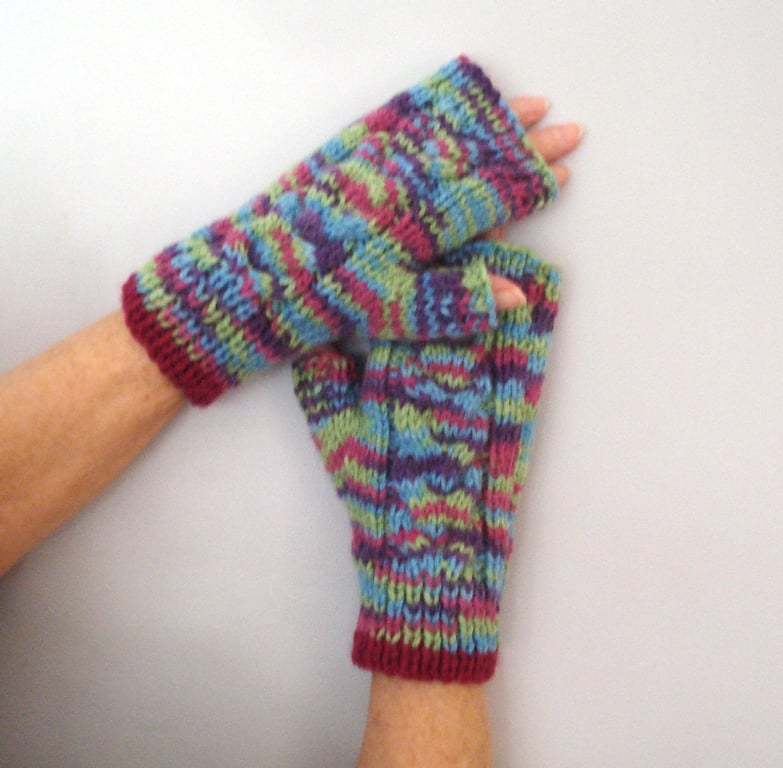 Hand Knitted Multi Coloured Fingerless Gloves (J89)