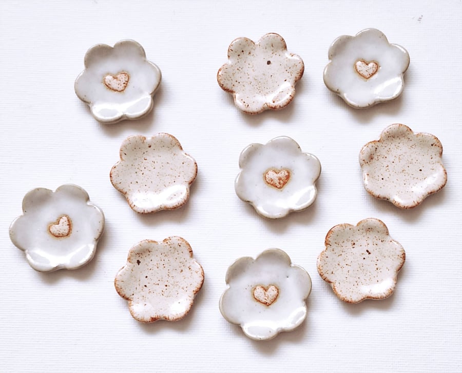 Handmade Ceramic Worry Stone - Flower 