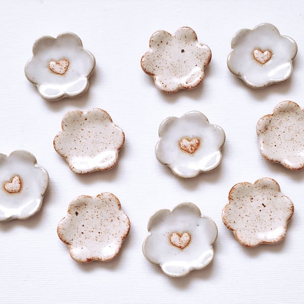 Handmade Ceramic Worry Stone - Flower 