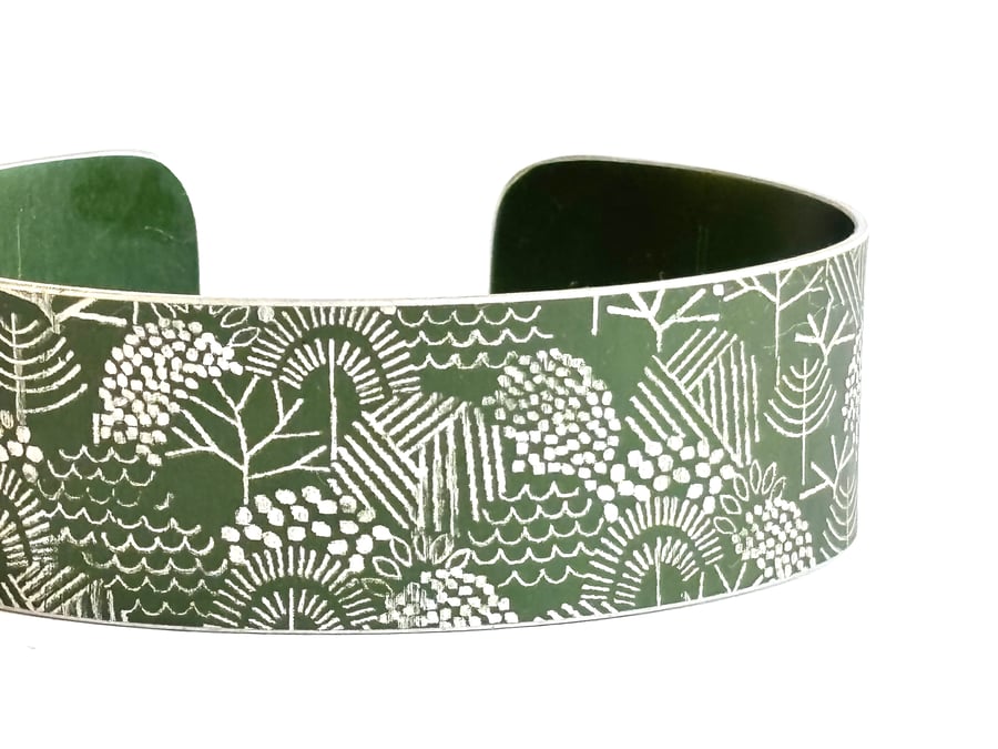 Forest pattern aluminium cuff dark green - second