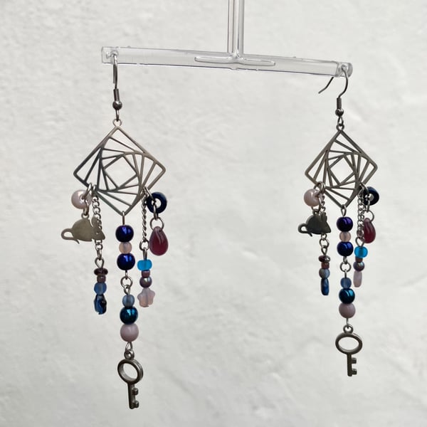 Tunnel Through the Other World Earrings - Coraline Inspired