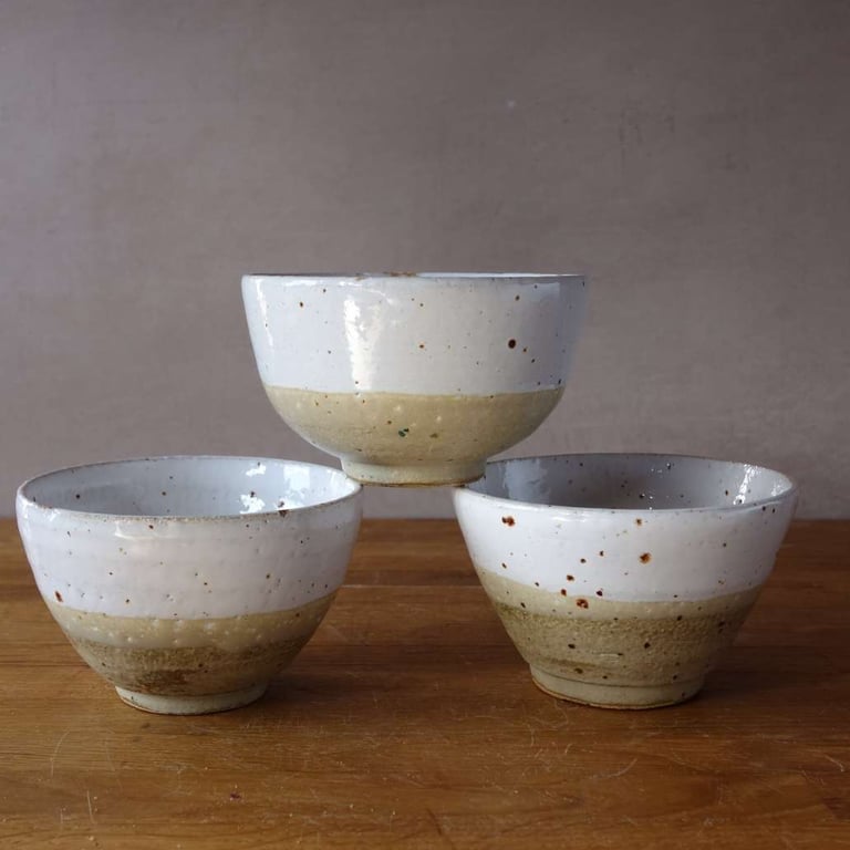 Three handy little bowls, white and beige 