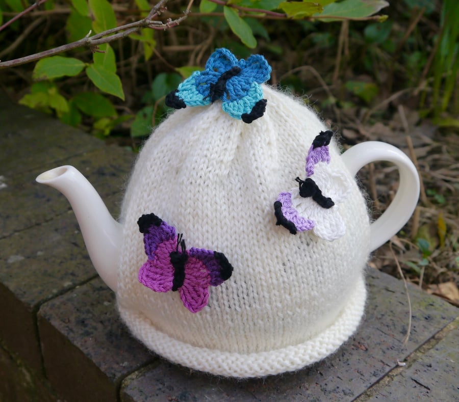 Cream Butterfly Tea Cosy 