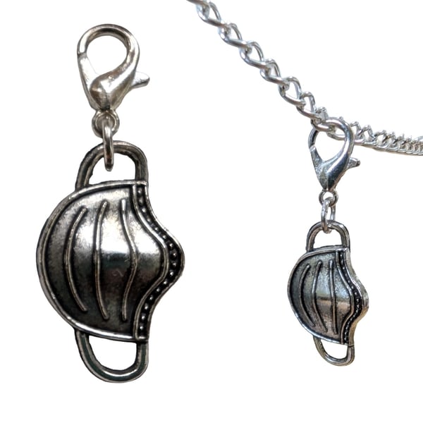 Detachable face mask charm