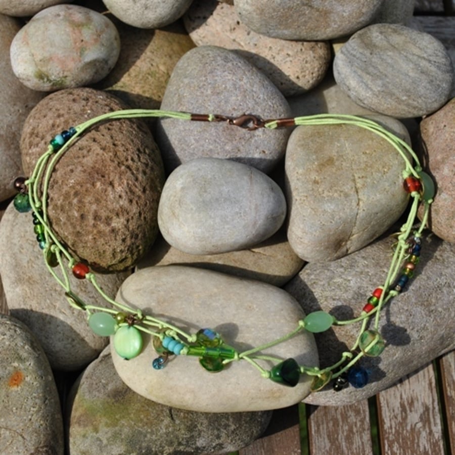 Summer Green Knot Necklace