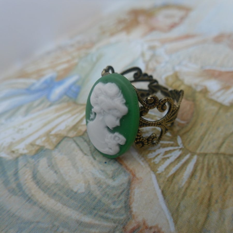 Cameo Ring.