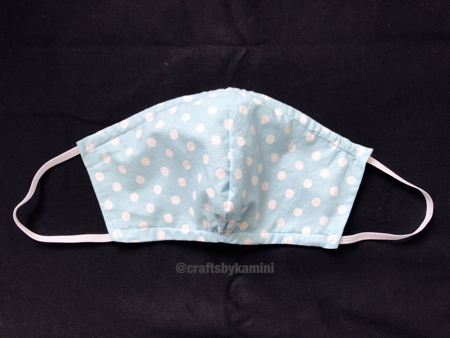 Washable face covering with nose wire and filter pocket (postage included)
