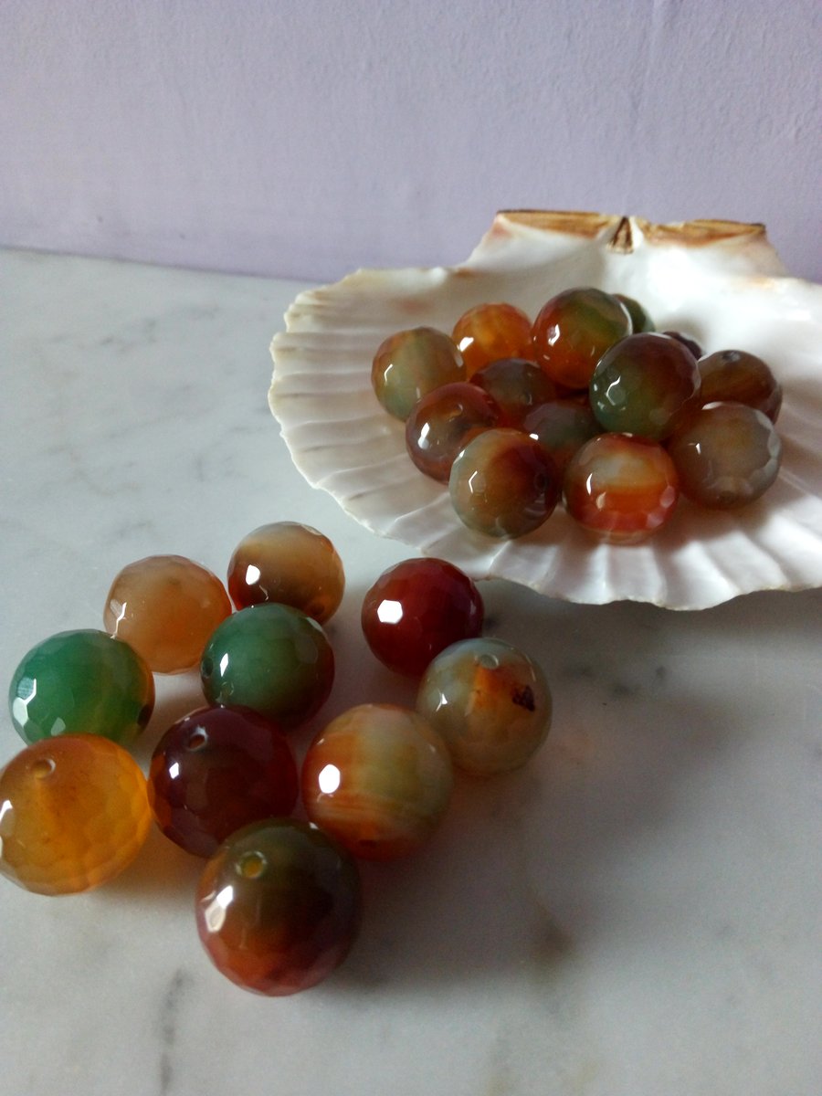 AGATE FACETED GEMSTONES - 16MM - - 