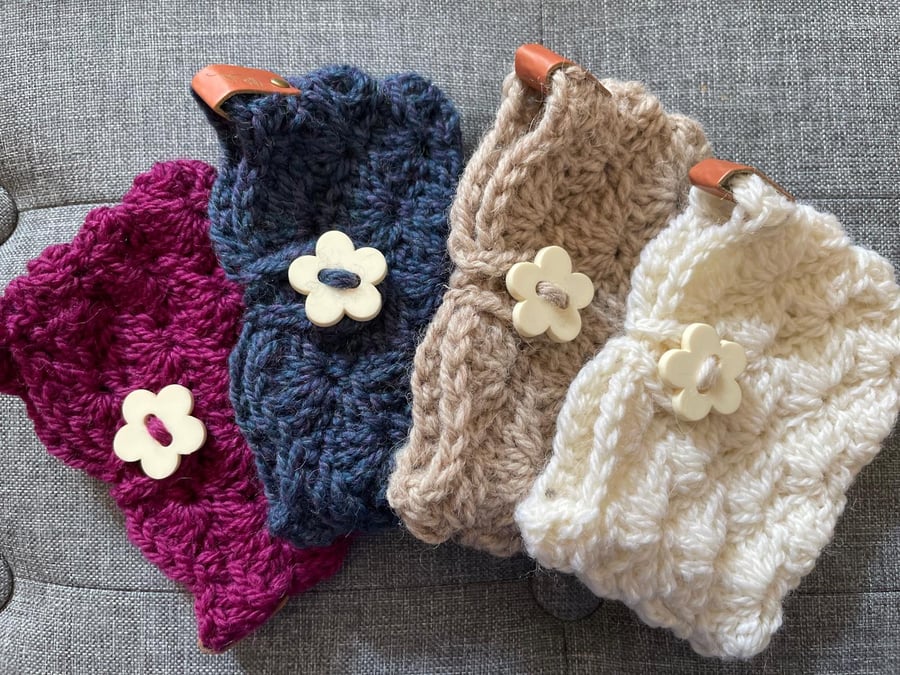 Crochet card holders 