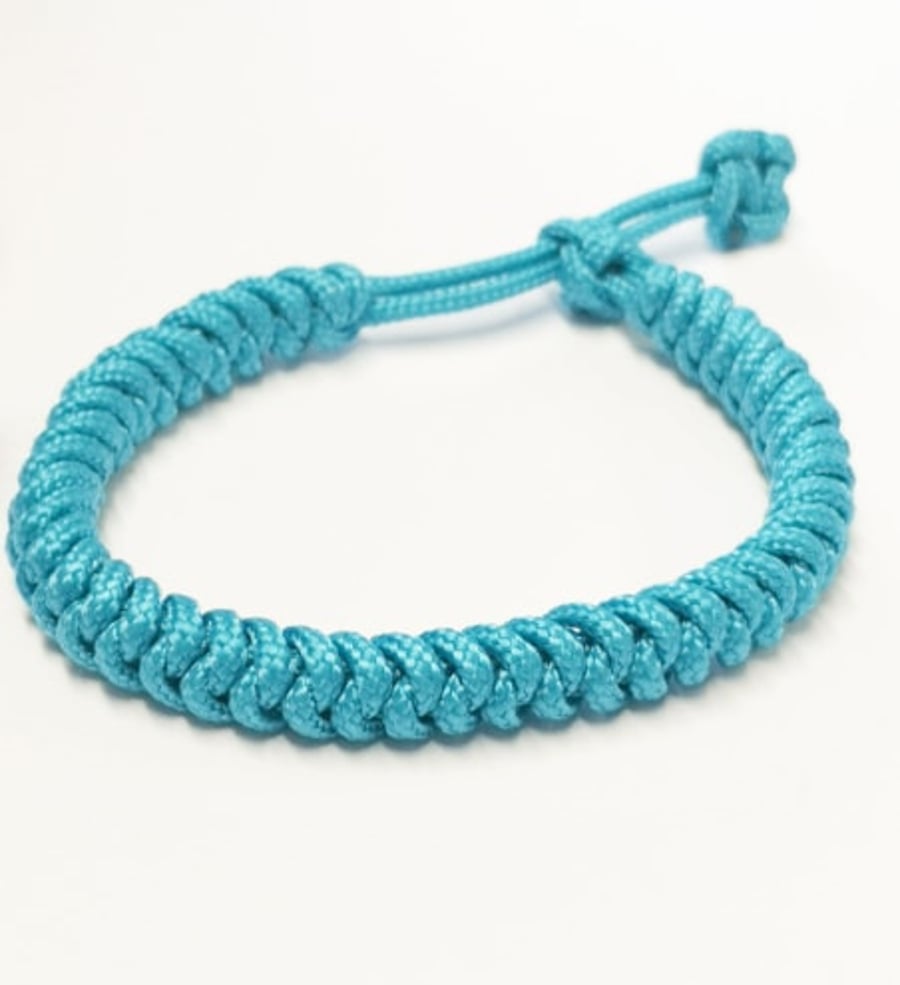 Unisex Paracord adjustable bracelet