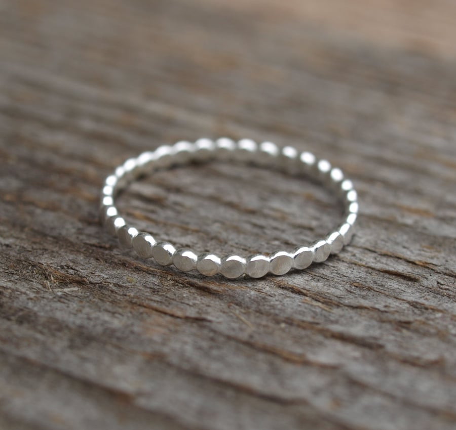 Pebble Stack Ring 1.5mm