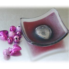 Earring Ring Dish Fused Glass 7cm Fuschia Pink Deep Heart Dichroic