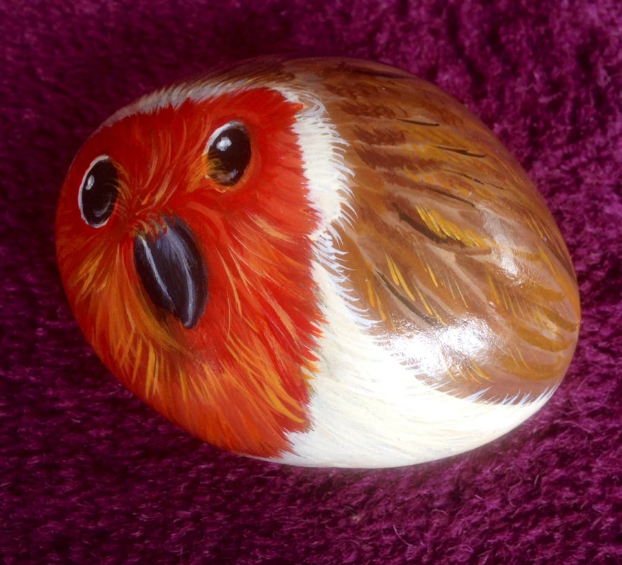 Hand painted robin on stone Folksy