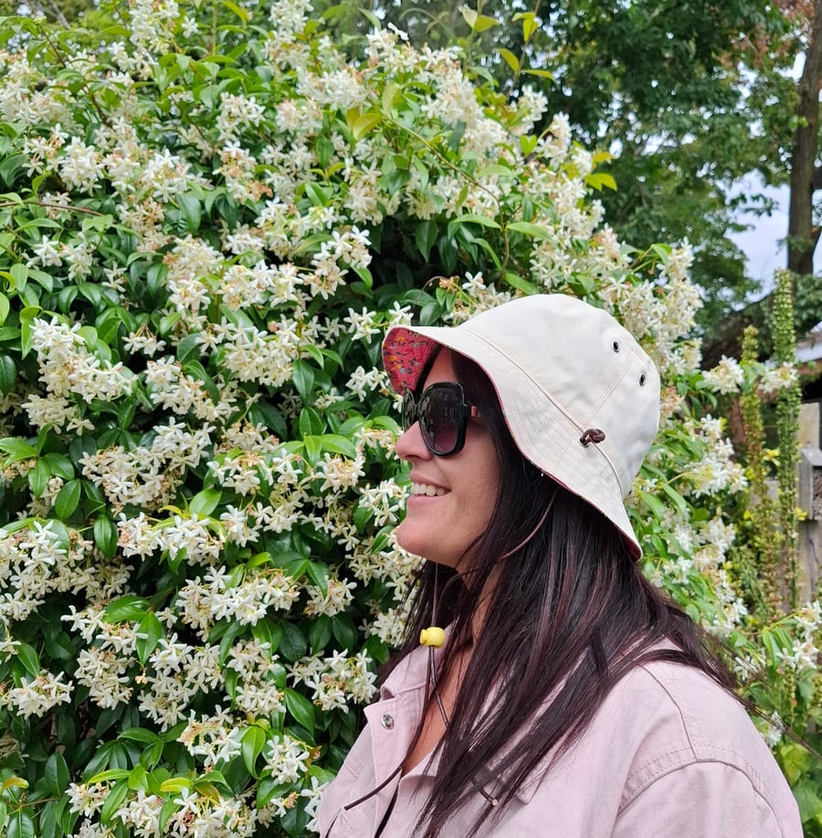 Summer festival leisure bucket hat