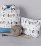 Large zipped pouch, project bag, cosmetic bag, hedgehogs - Image 10