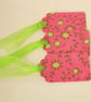Pack of 3 pink and green gift tags - Image 3