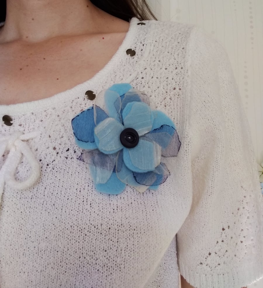 Blue flower brooch, wedding corsage, gift for her, gift for a gardener, 