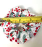 Christmas Scrunchie White Berry Print