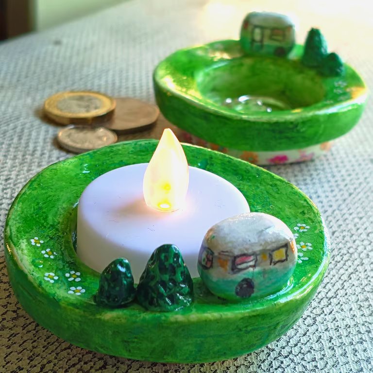  Caravan holiday t-light or trinket dish