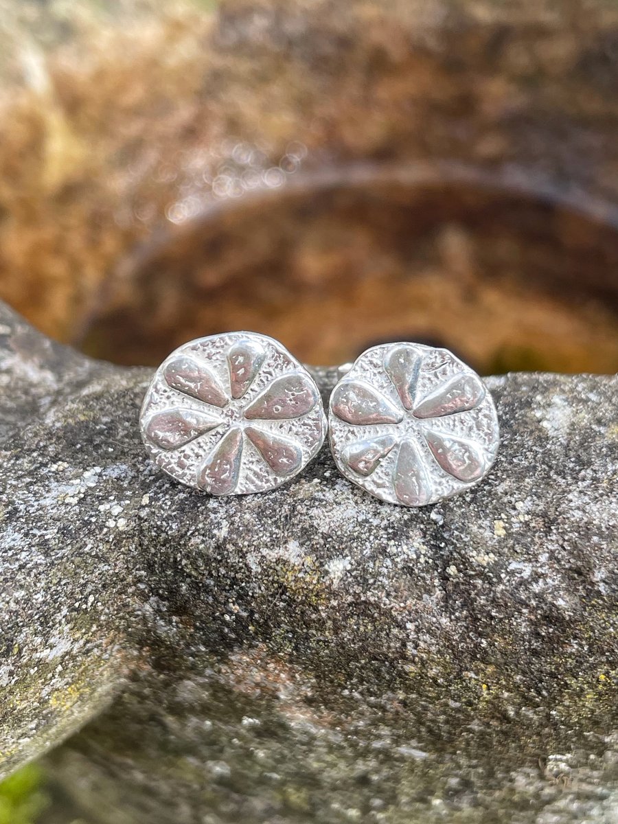 Sterling silver flower stud earrings Bloom