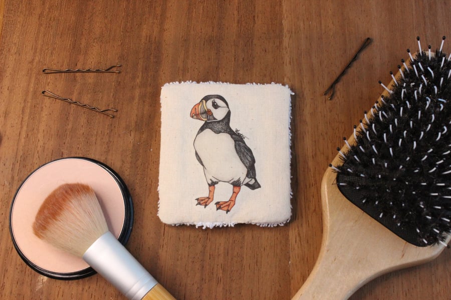 Puffin Washable & Reusable Eco Fabric Bird Face Wipe Gift Set