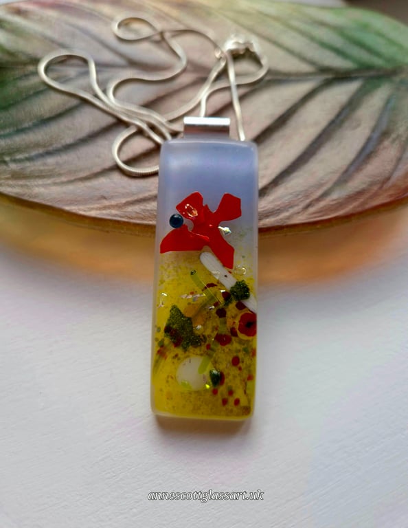 Handmade Fused Glass Pendant Necklace Poppy-field with small Red Poppy(a)