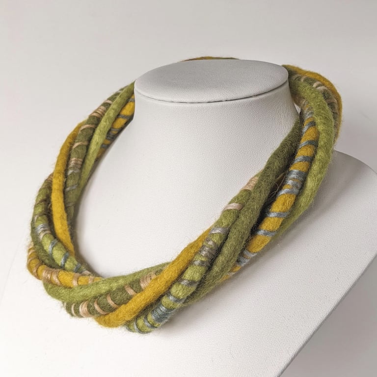 The Wrapped Twist: Felted necklace in olive shades