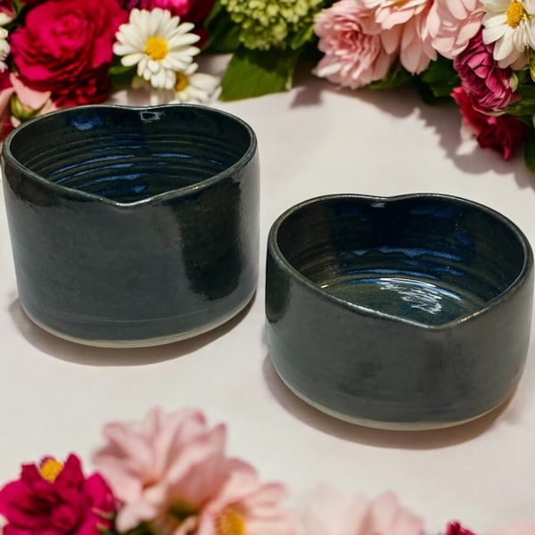 Perfectly Imperfect - Handthrown heart shaped bowls - Set of 2