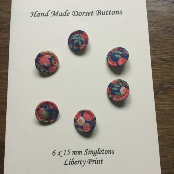 Set of 6,15 mm, Traditional Dorset Singleton Buttons, S5