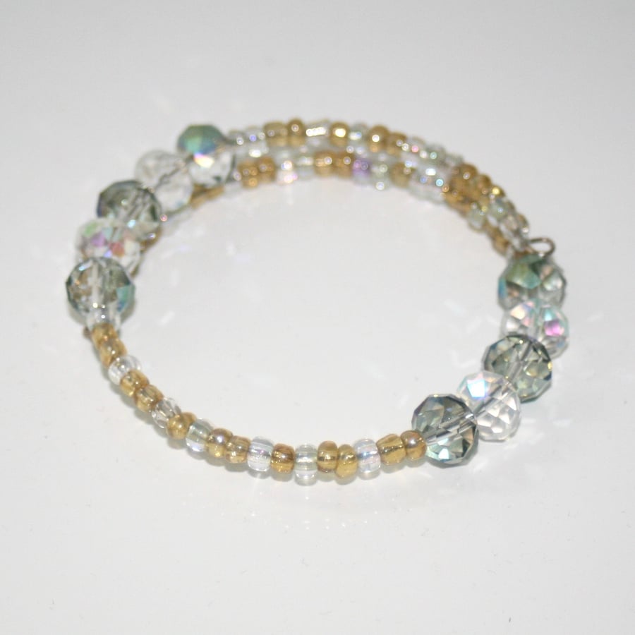Crystal and seed bead bracelet