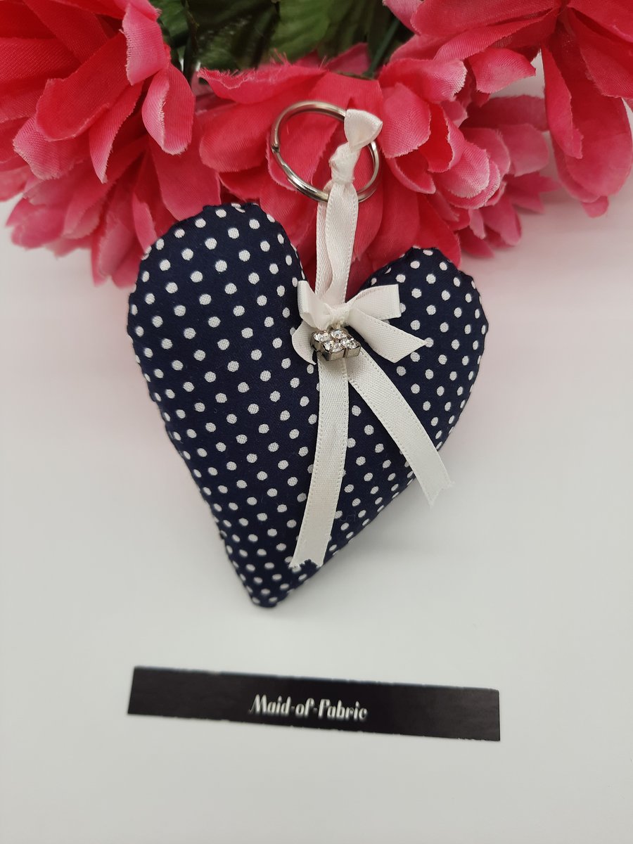 Heart keyring in navy polkadot fabric. Free uk delivery. 