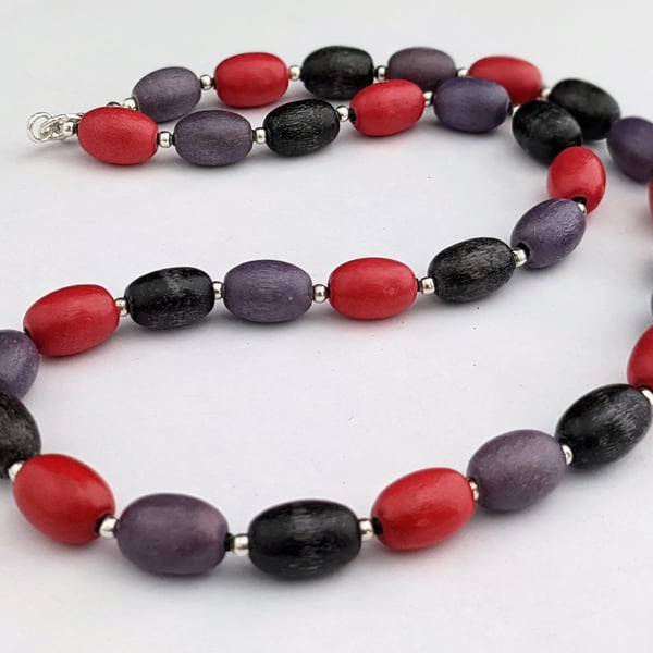 Black, purple and red oval wooden bead necklace - 1002526