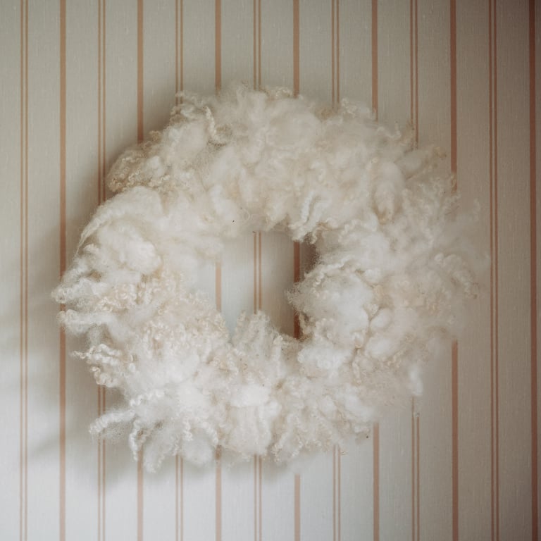 Pure wool wreaths for sustainable Christmas decor and cosy interior small