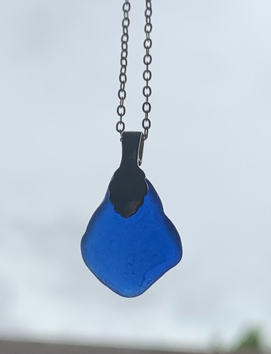 Sterling silver and cobalt blue seaglass pendant