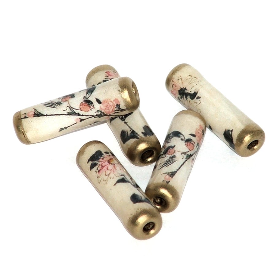 Oriental Beauty paper beads