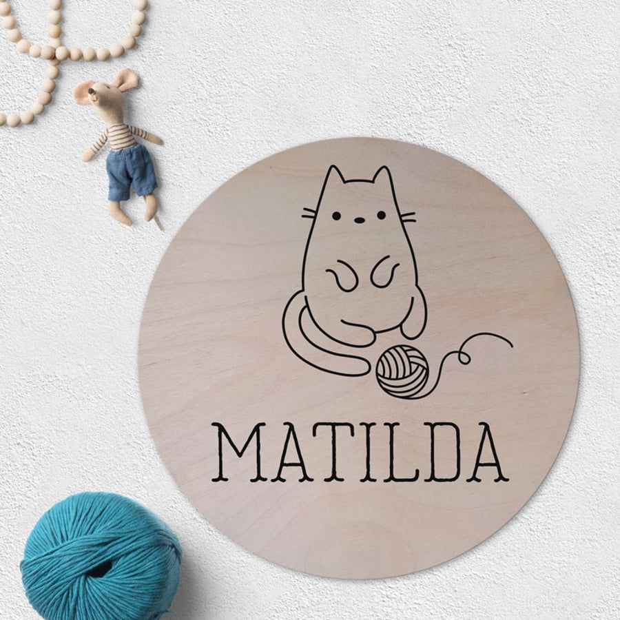 Cat Wooden Circle Wall Plaque