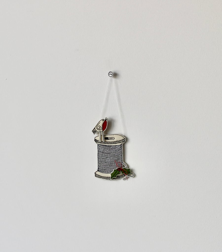 'Cotton Reel, Robin and Holly'-Hanging Decoration