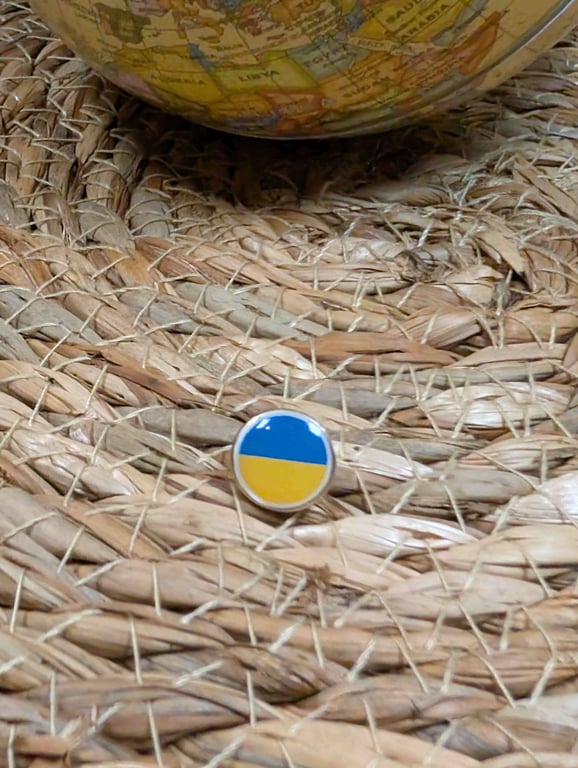Ukraine Flag Map Pin – European Travel Map Push Pin for Wooden Maps, Ukrainian