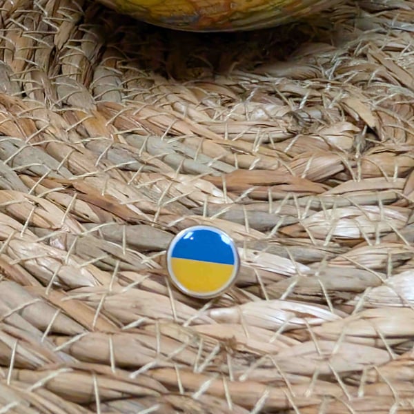 Ukraine Flag Map Pin – European Travel Map Push Pin for Wooden Maps, Ukrainian