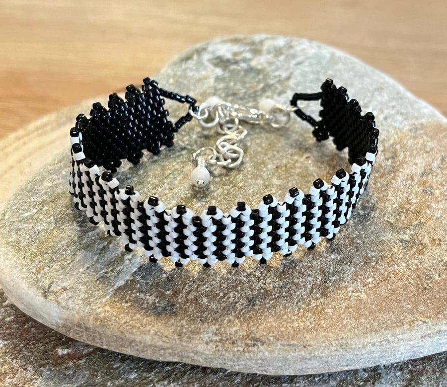 Black and white beaded peyote bracelet