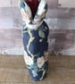 Floral bottle gift bag  - Image 3