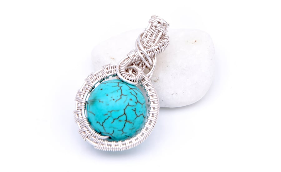 Round turquoise pendant, turquoise gift, Christmas gift, 