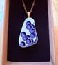 Upcycled bone china necklace blue willow pattern - Image 1