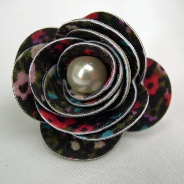 Hardened Fabric Ditsy Floral Rose Brooch