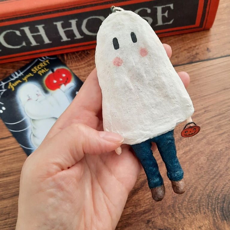 Spun Cotton Ghost Halloween Decoration