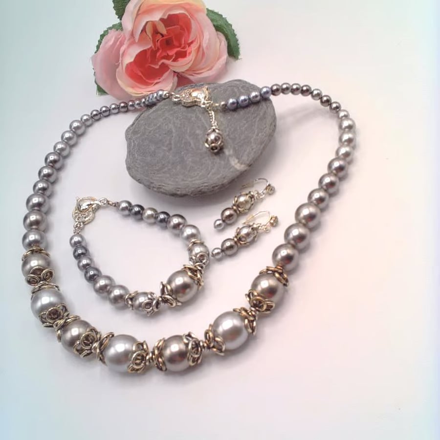Silver Grey Pearl and Silver Bead Cap Jewellery Set, Pearl Jewellery, Gift Set