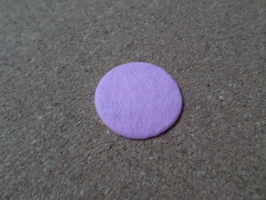 20 x Felt Circles - 30mm - Pale Pink